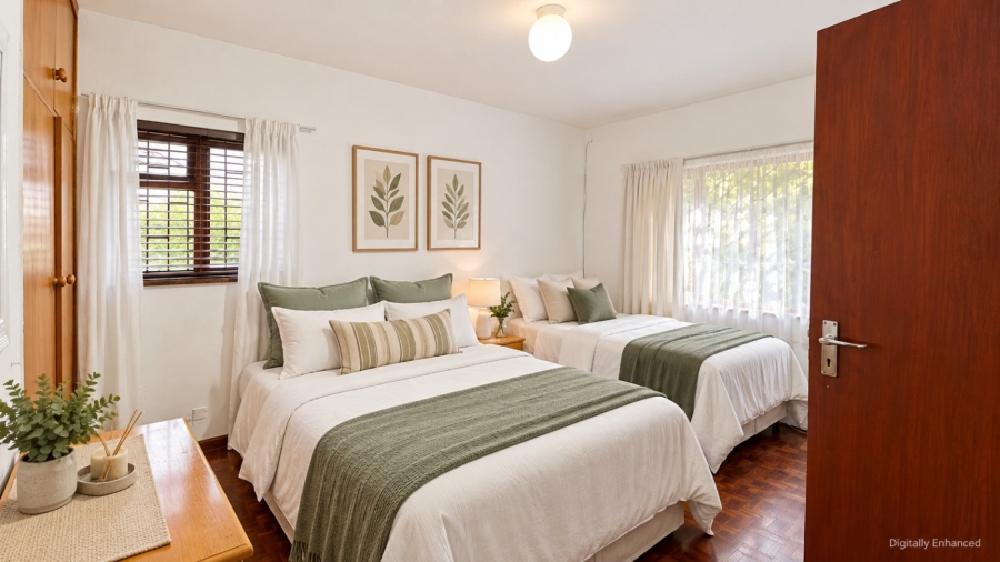  Bedroom Property for Sale in Southfield Western Cape